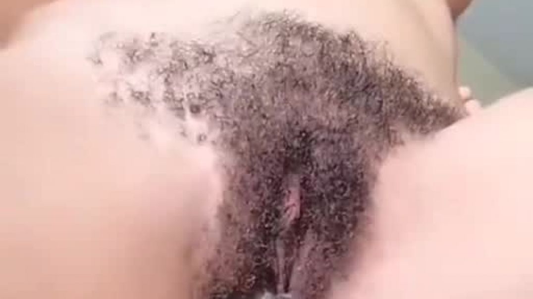 ⁣Hairy pussy teen drips cum