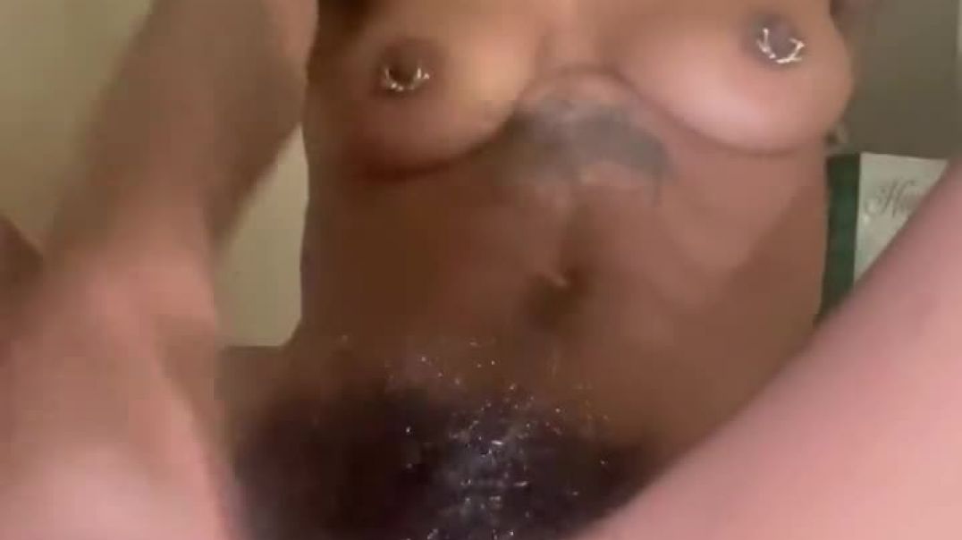 ⁣Hairy pussy large long dildo