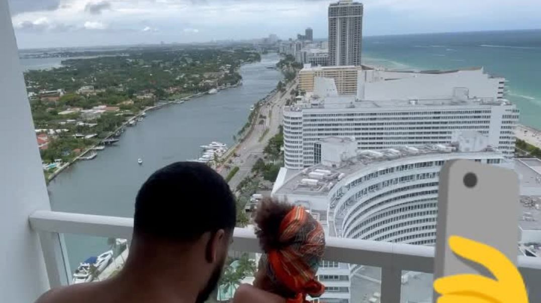 ⁣Grootman fucking on balcony  2