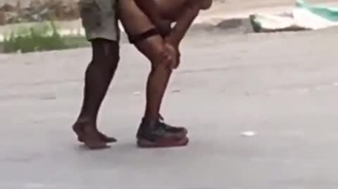 ⁣Fucking-on-the-street-of-alexandra