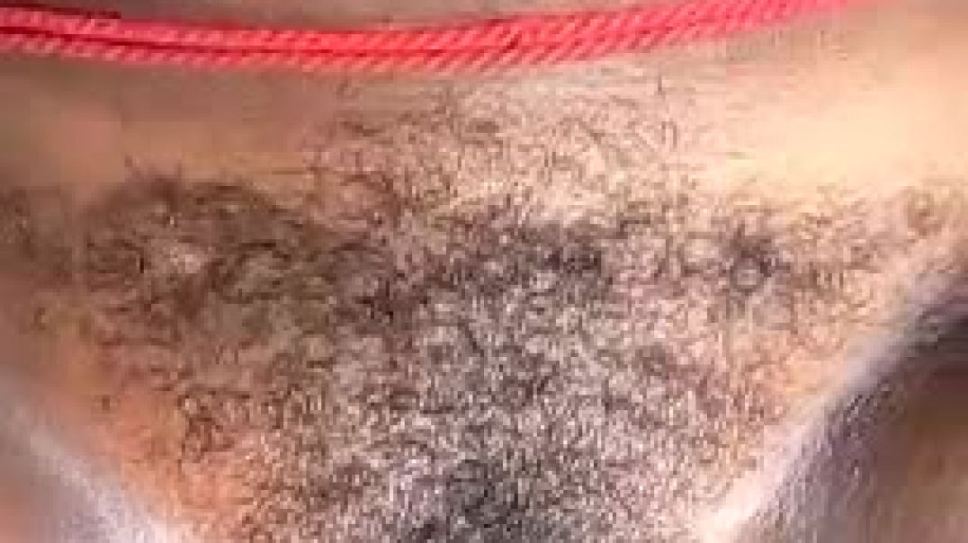 ⁣Horny pussy just want to pee 4