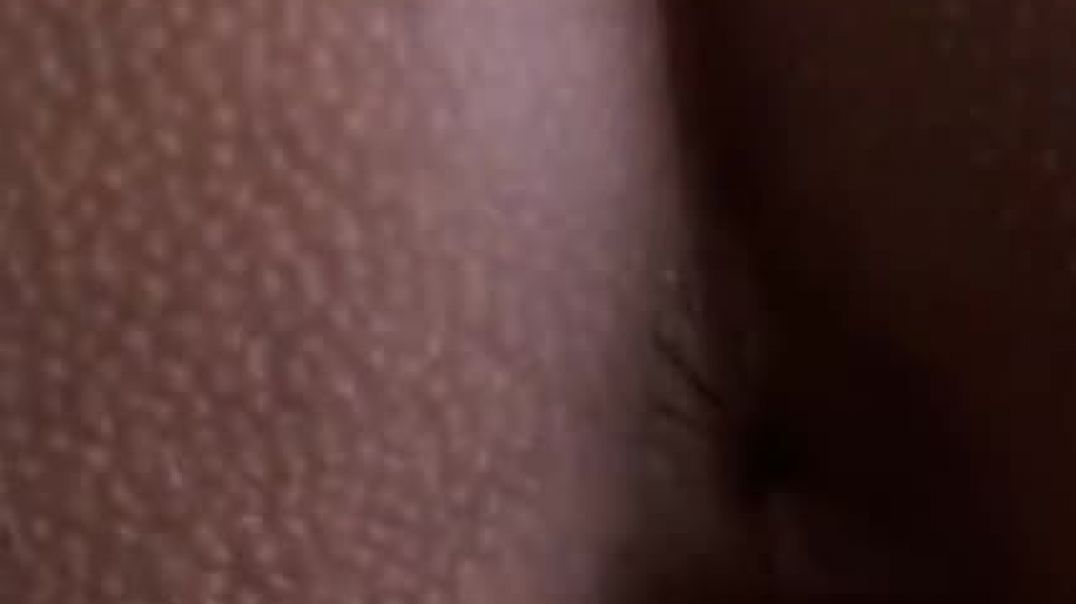 ⁣Goosebumps ass doggy