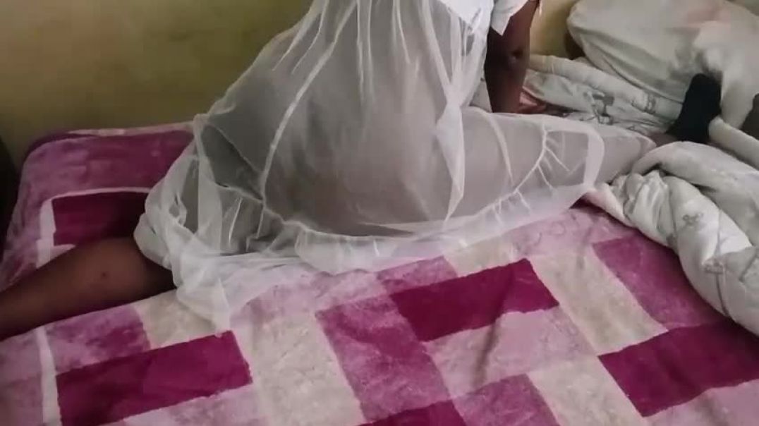 Ass shaking