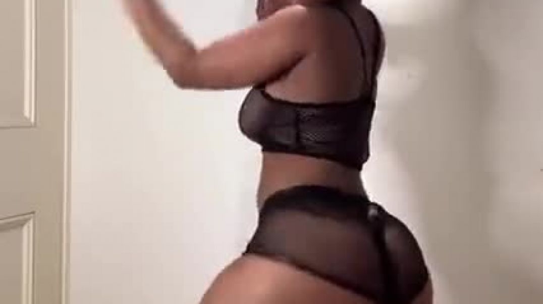 ⁣Tumi in fishnet bikini
