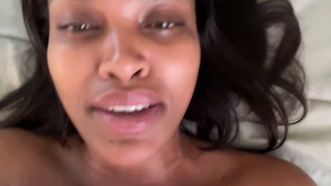 Sugababiie naked on live webcam