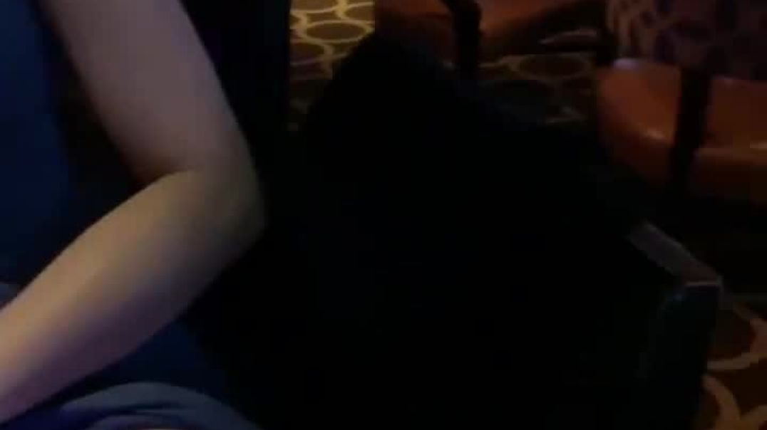 ⁣Booze-got-her-horny-in-the-restaurant