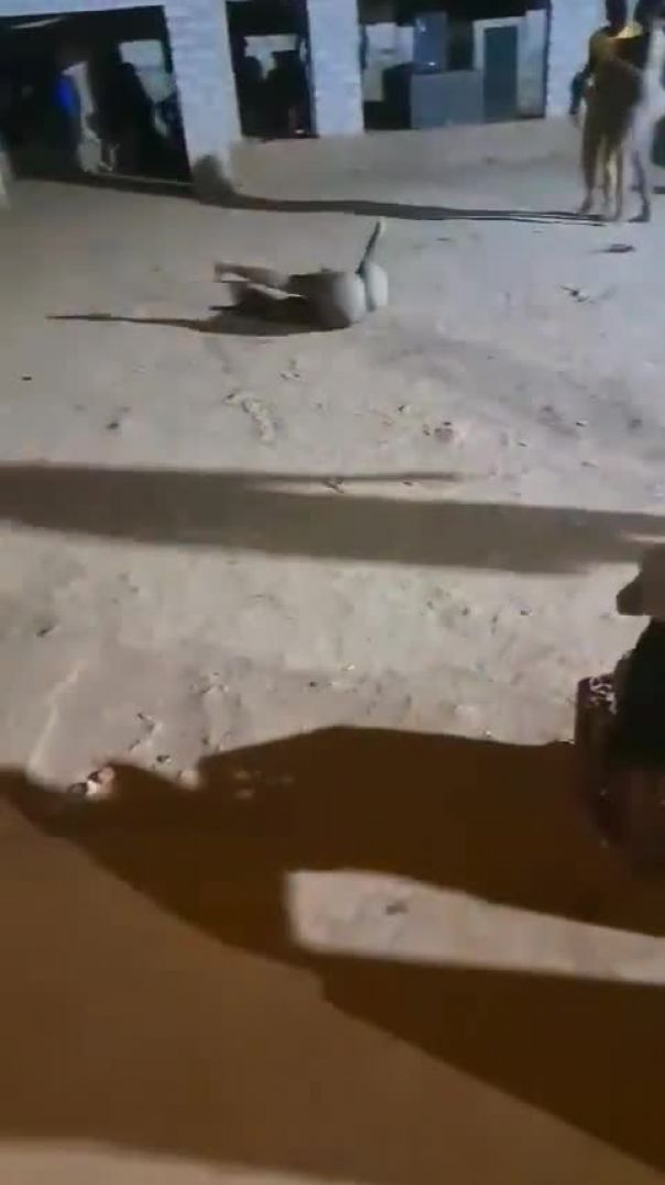 Bolobedu-slut-dancing-naked