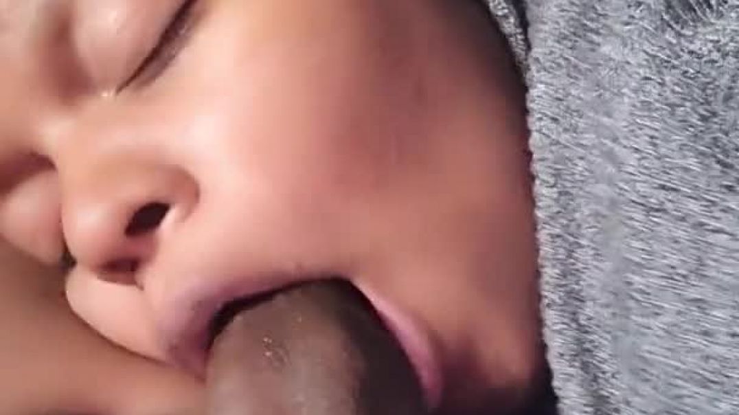 ⁣Horny-South-African Milf-Sucking-Dick-and-Balls