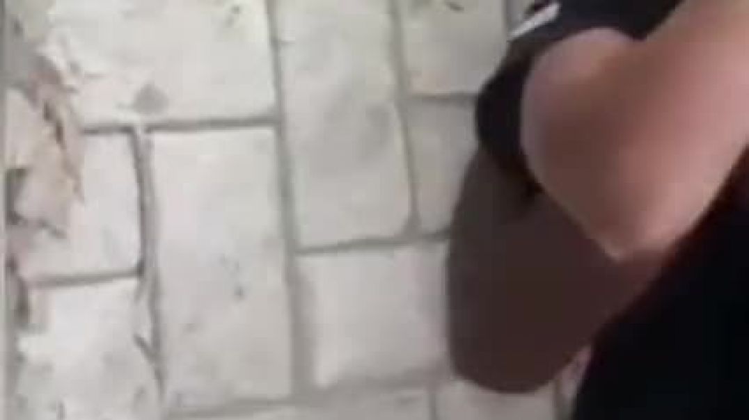 Drunk sex on pavement
