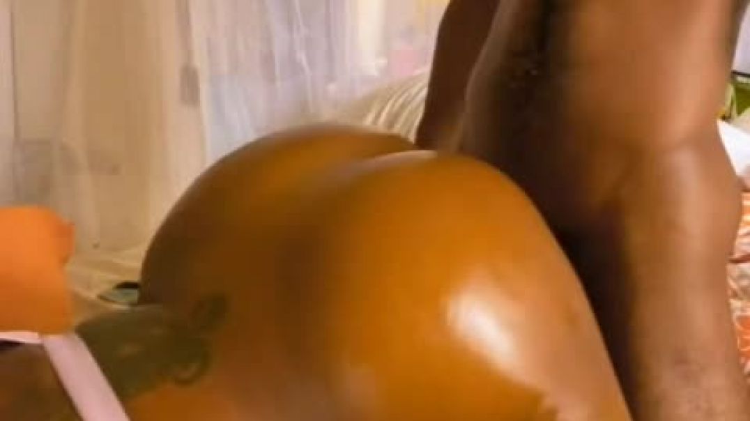 ⁣fucking her shinning ass