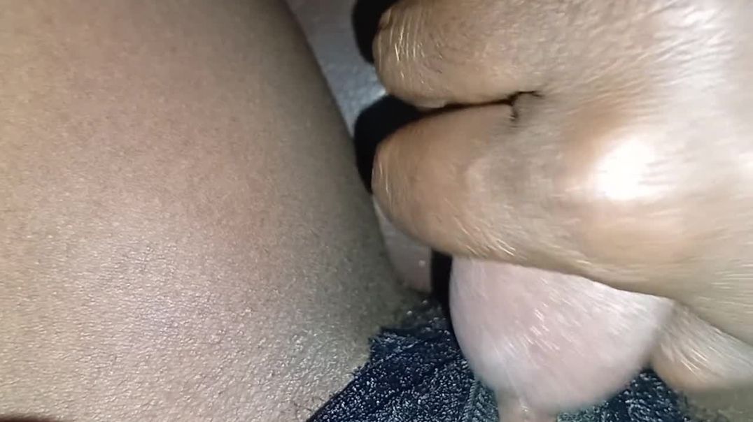 Playing on the clit